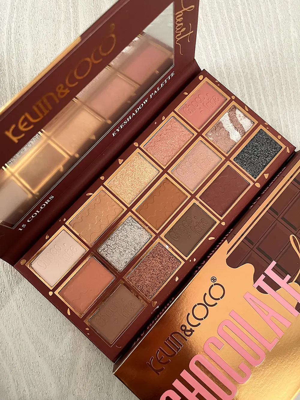 پالت سایه ۱۵ رنگ از برند اورجینال Kevin&Coco