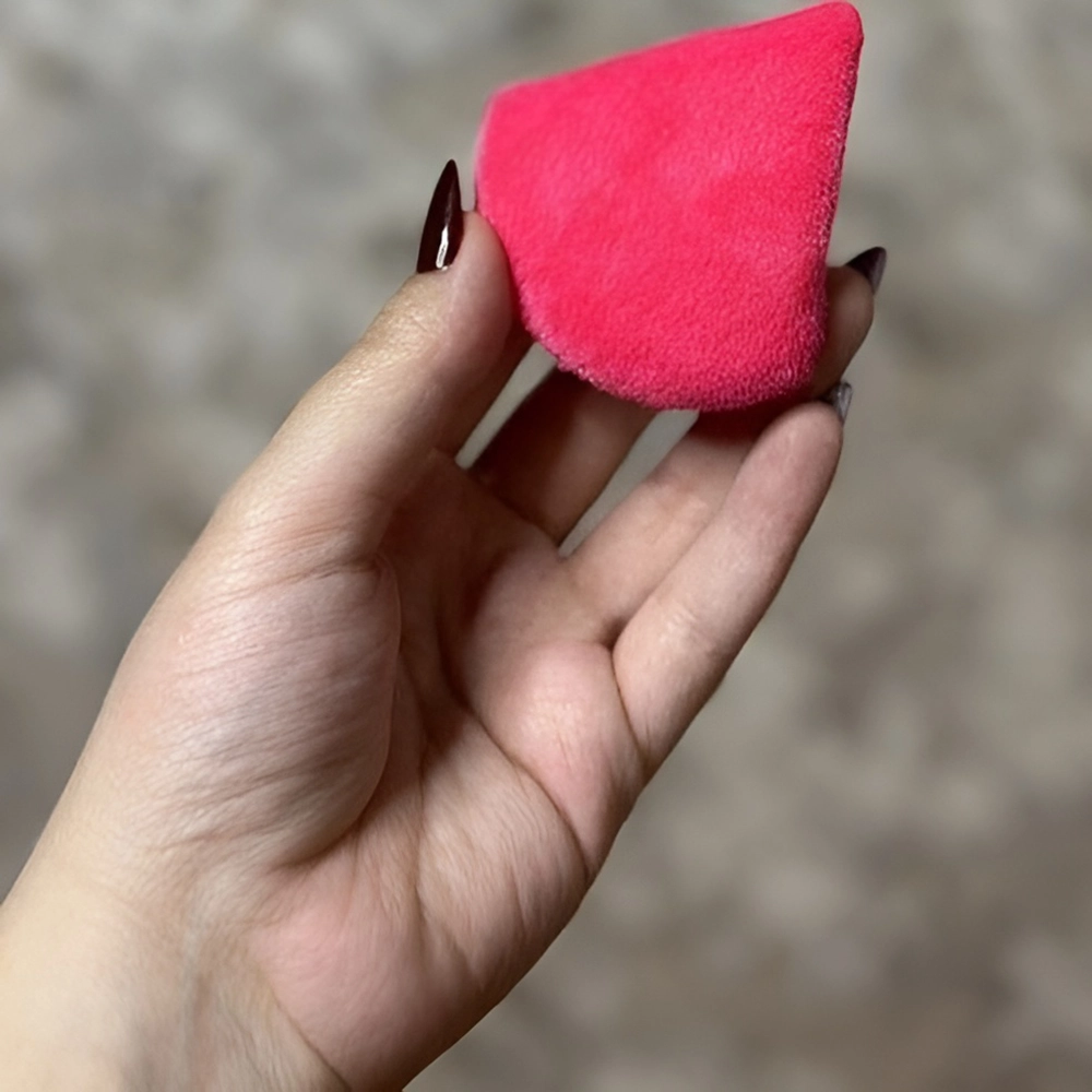 پد آرایشی مثلثی مخملی بسته ۶ عددی