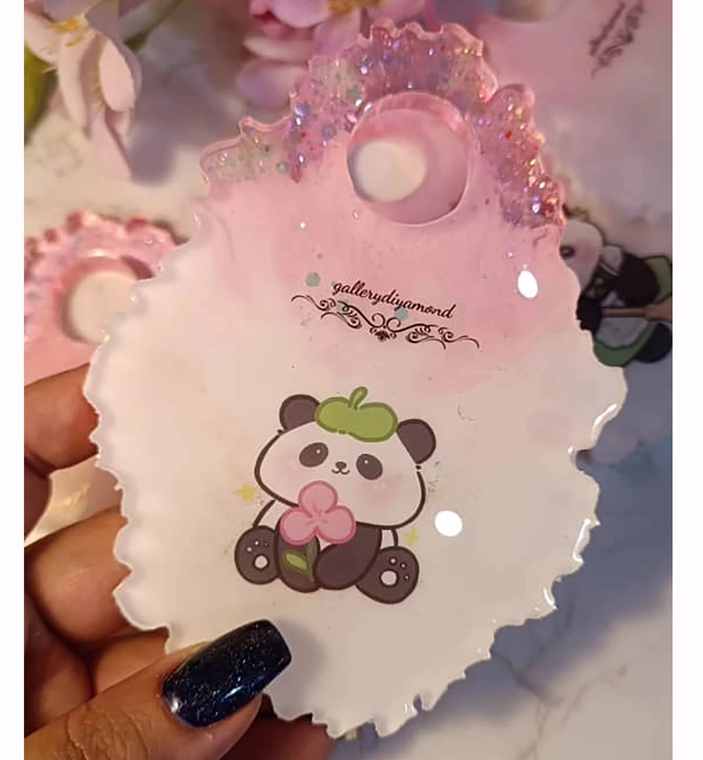 پالت رزینی (سینی) ترکیب رنگ بزرگ زمینه سفید فانتزی طراحی ناخن