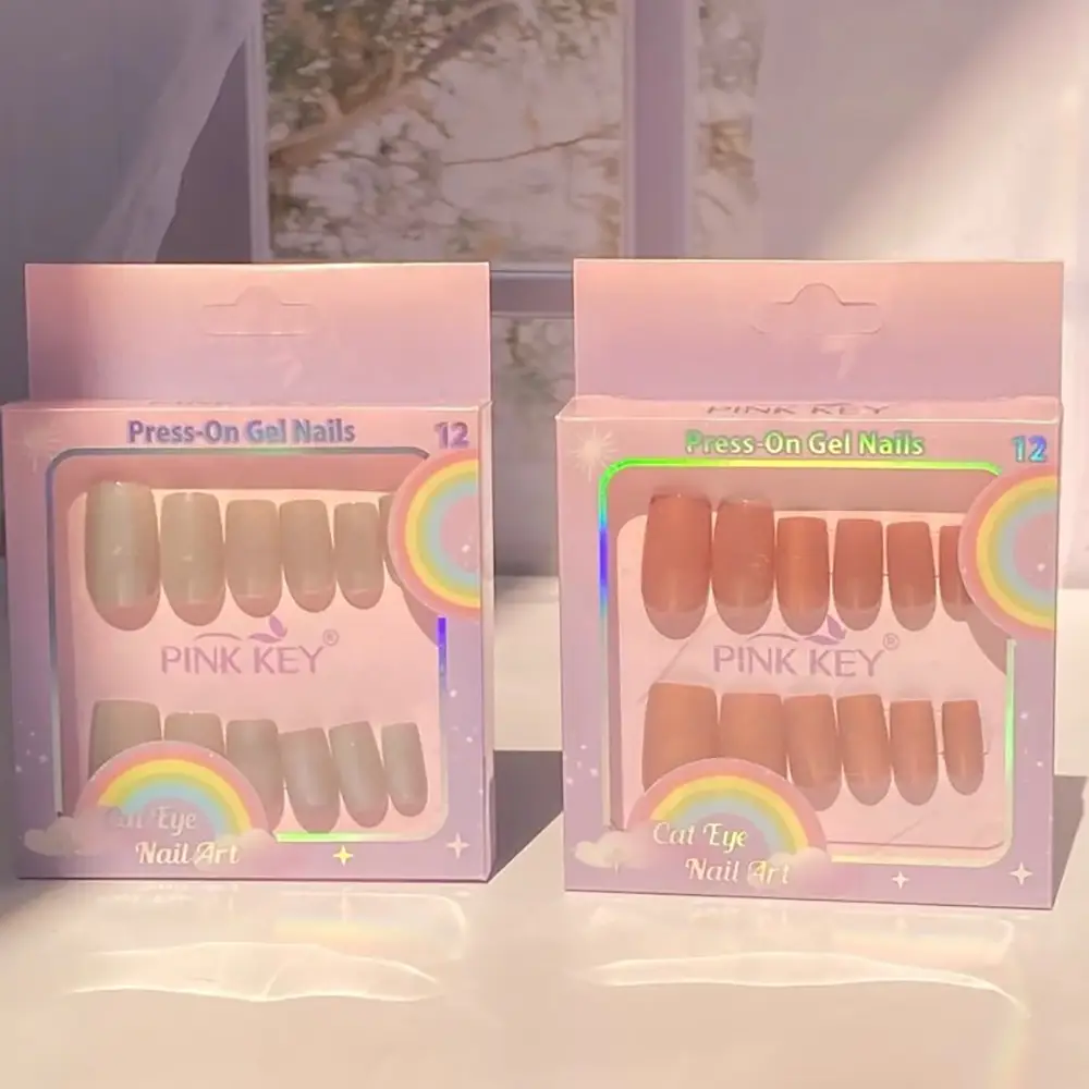 ناخن مصنوعی شاین دار مدل مجلسی و براق نصب آسان و ماندگاری بالا