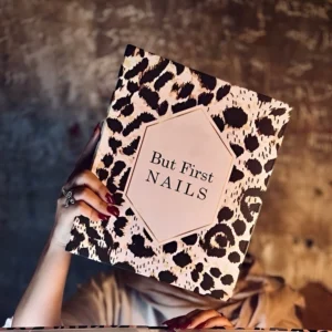 آلبوم ناخن کلاسوری